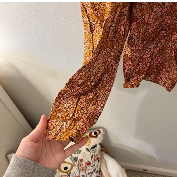 Floral Design Top Universal Thread sz Large - Picture 2 of 9